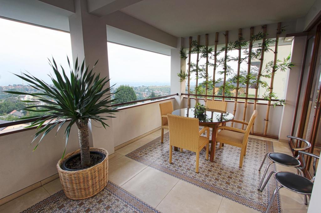Family Only Amazing City View Villa - De Reiz Firen Syariah Bandung Room photo