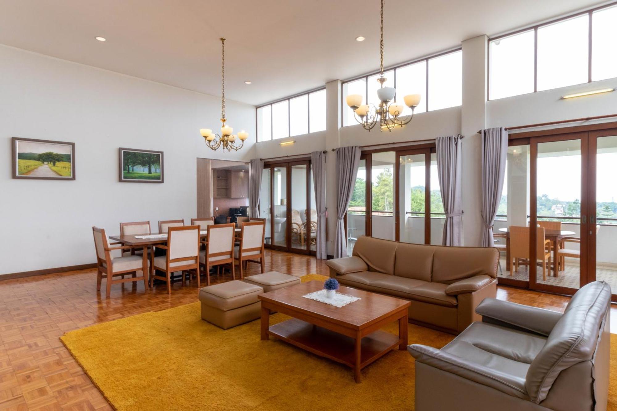 Family Only Amazing City View Villa - De Reiz Firen Syariah Bandung Exterior photo